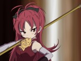咬着金鱼的小魔女