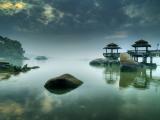 河上亭子