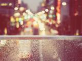 雨中霓虹