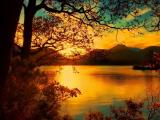 金秋夕阳湖