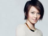 短发美女梁咏琪