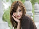 回眸一笑百媚生