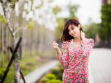 清纯花衣美女