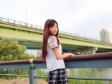 如夏花般灿烂的女孩
