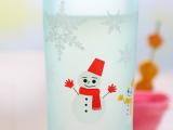 杯子上的快乐雪人