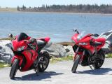 红色本田cbr1000rr