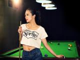 桌球美女