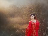汉服嫁衣美女