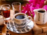 音符杯子里的咖啡