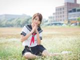 校服美女张嘉庭