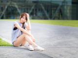 青春女孩张嘉庭