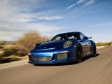 行驶中的保时捷911 GT3