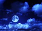 唯美蓝色夜空