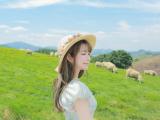 户外小清新美女