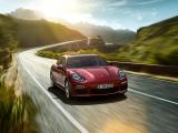 红色保时捷Panamera